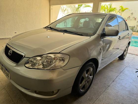 TOYOTA COROLLA 1.8 XEI 16V GASOLINA 4P AUTOMÁTICO TOYOTA COROLLA 1.8 XEI 16V GASOLINA 4P AUTOMÁTICO